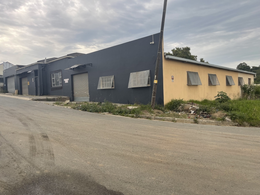 Commercial Property for Sale in Braelyn Industrial Eastern Cape